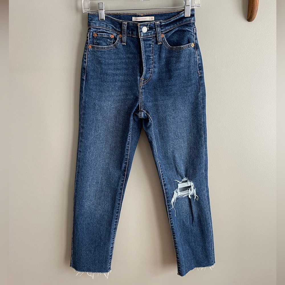 Levi’s Wedgie Straight Jeans